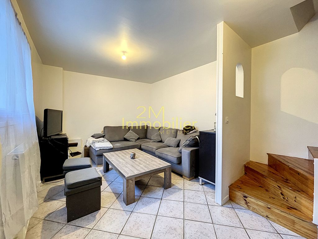 Achat appartement à vendre 4 pièces 55 m² - Vaux-le-Pénil