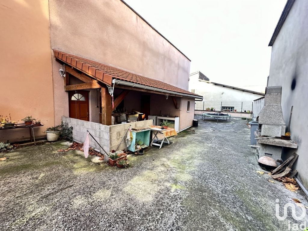 Achat appartement à vendre 8 pièces 191 m² - Rive-de-Gier