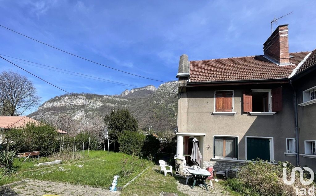 Achat maison à vendre 4 chambres 91 m² - Voreppe