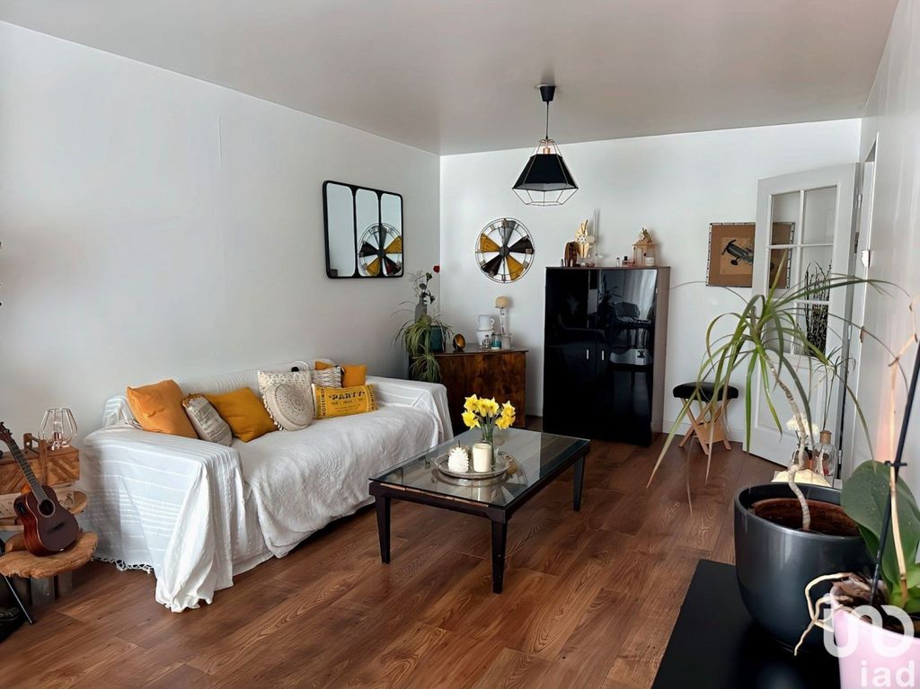 Achat appartement à vendre 3 pièces 76 m² - Vaujours