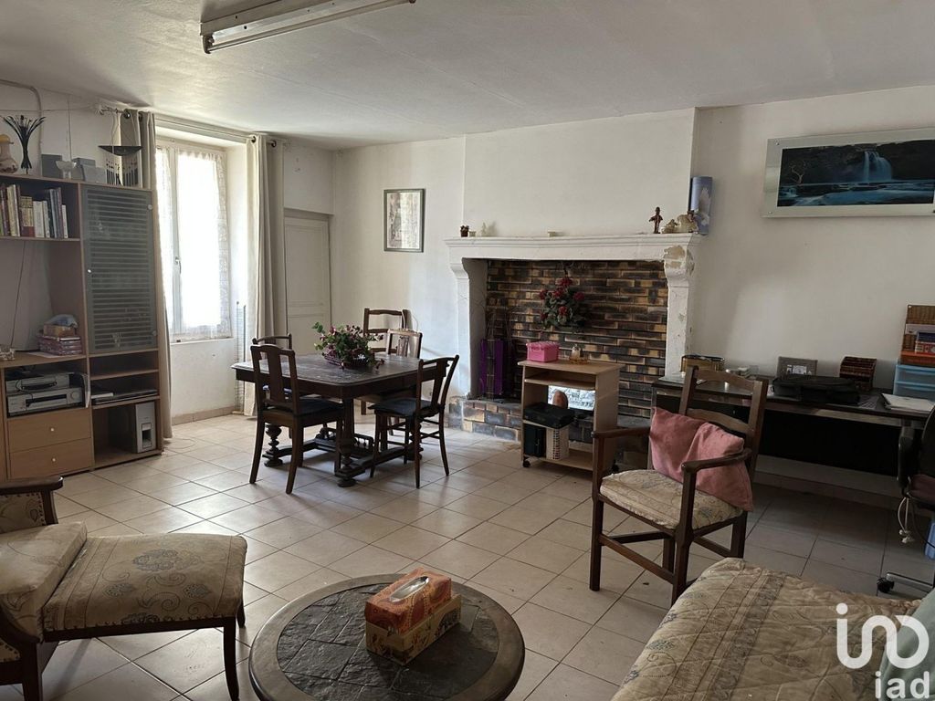 Achat maison à vendre 3 chambres 134 m² - Épineu-le-Chevreuil