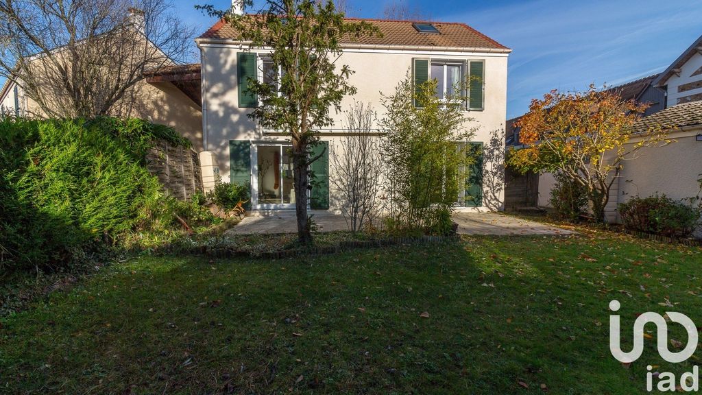 Achat maison à vendre 3 chambres 115 m² - Châteaufort