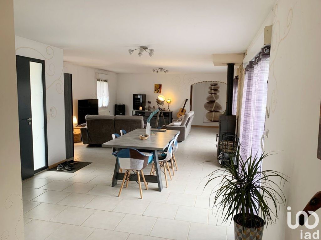 Achat maison à vendre 4 chambres 171 m² - Thimert-Gâtelles