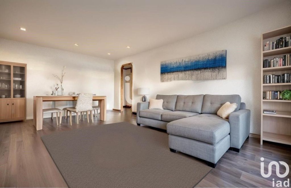 Achat appartement à vendre 5 pièces 105 m² - Saint-Maurice
