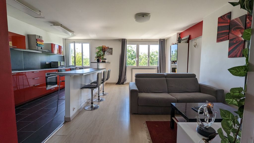 Achat appartement à vendre 3 pièces 65 m² - Saint-Denis
