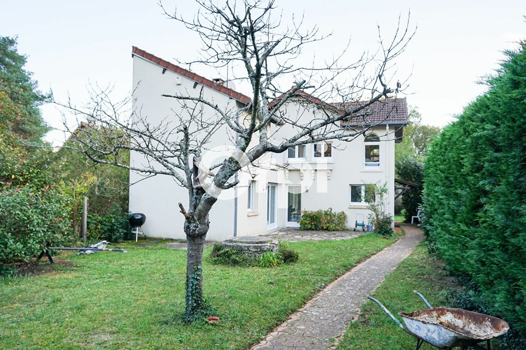 Achat maison à vendre 6 chambres 163 m² - Verneuil-sur-Seine