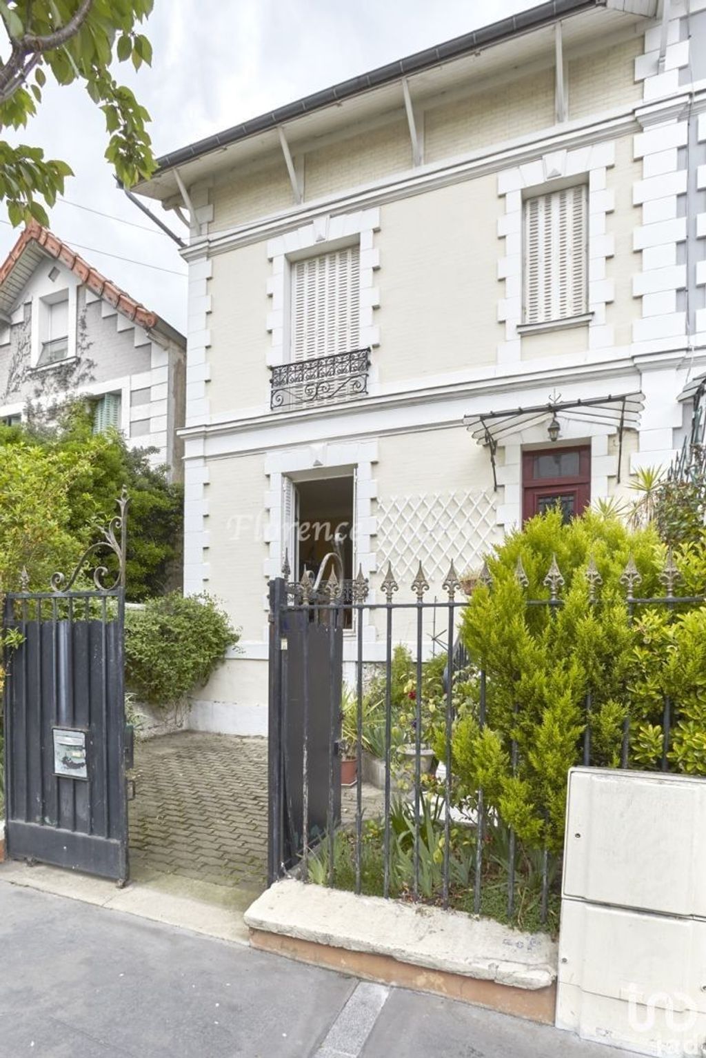 Achat maison à vendre 3 chambres 139 m² - Colombes