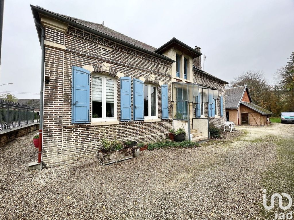 Achat maison à vendre 4 chambres 150 m² - Chennegy