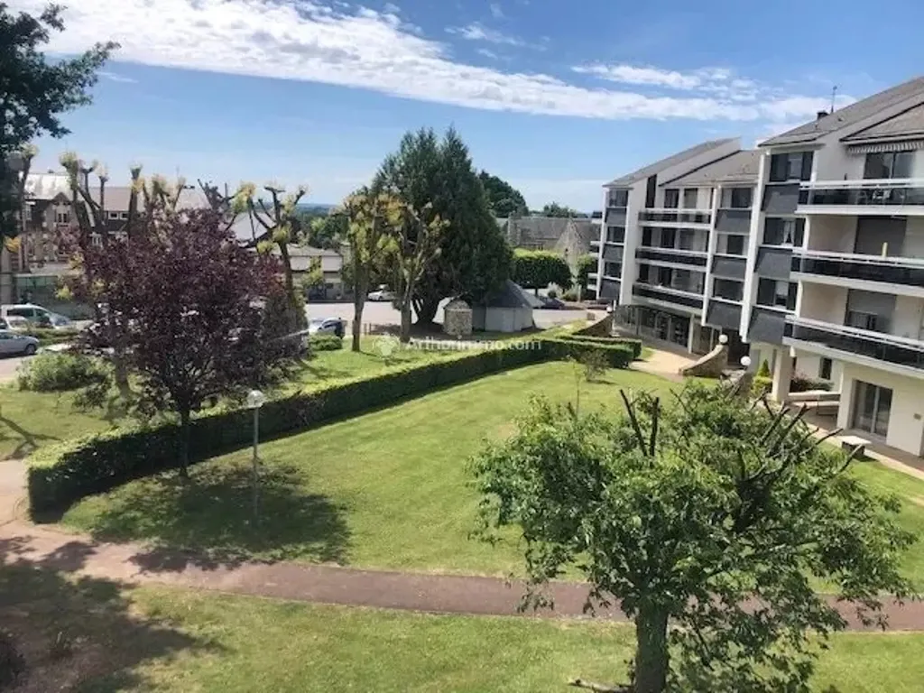 Achat appartement à vendre 2 pièces 54 m² - Bagnoles-de-l'Orne-Normandie