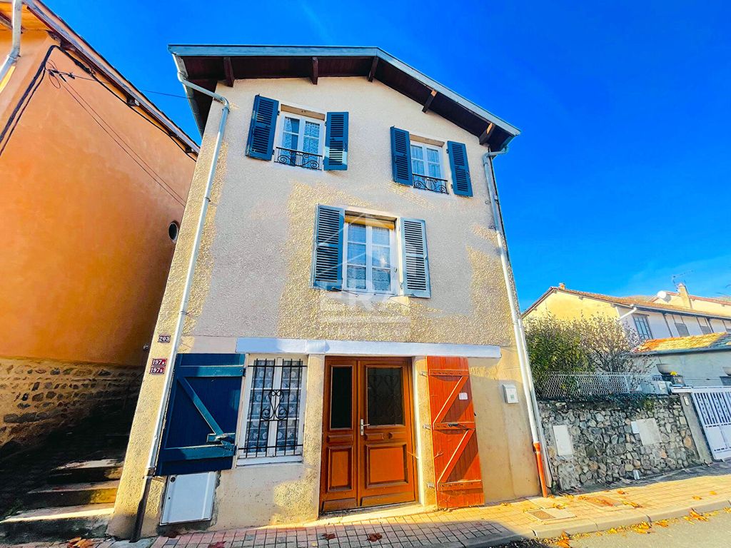 Achat maison à vendre 3 chambres 99 m² - Quincié-en-Beaujolais