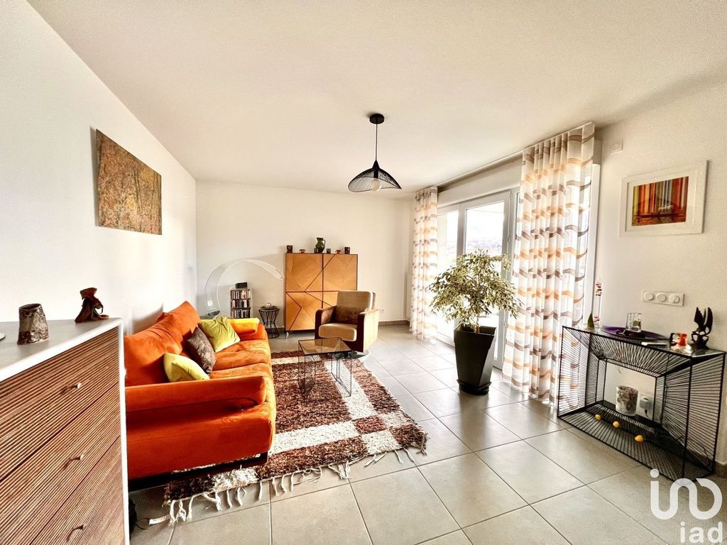 Achat appartement à vendre 3 pièces 66 m² - Bassens