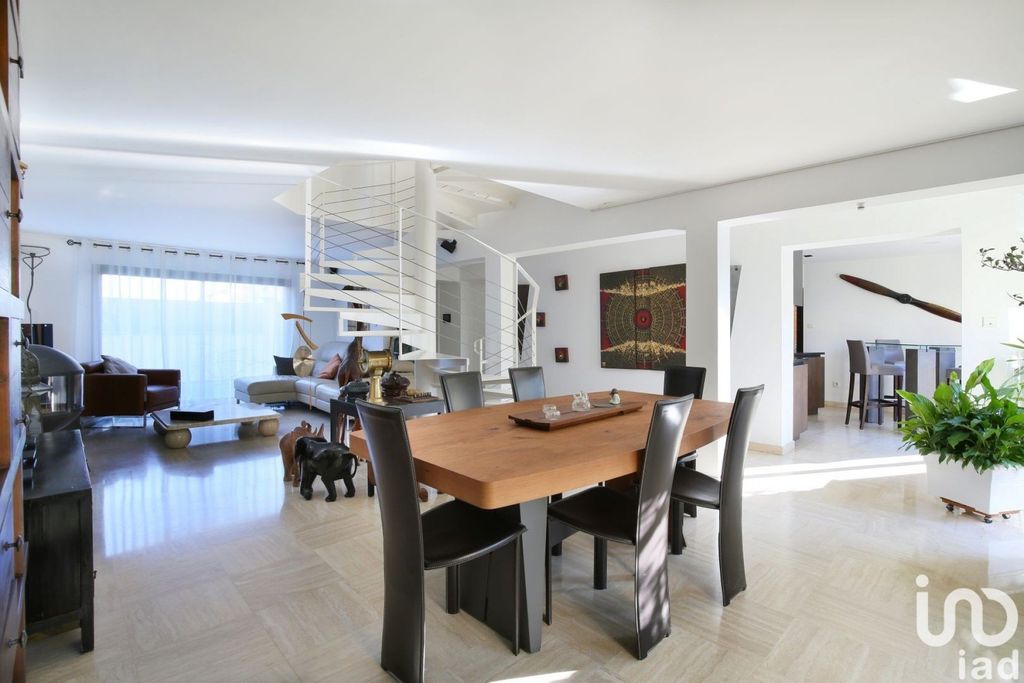 Achat maison à vendre 4 chambres 179 m² - Toulouse