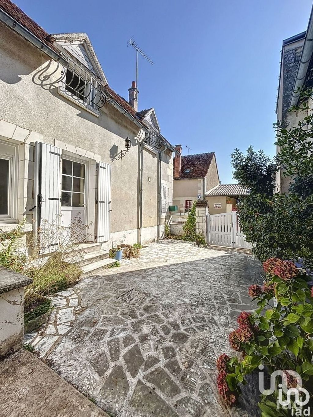 Achat maison à vendre 3 chambres 110 m² - Yzeures-sur-Creuse
