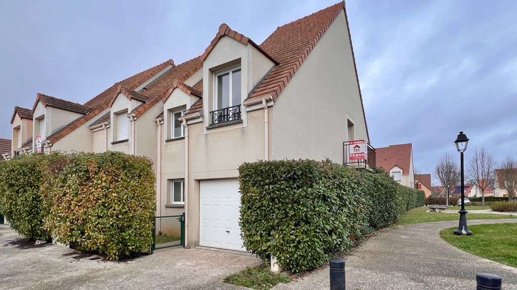 Achat maison à vendre 3 chambres 92 m² - Le Coudray-Montceaux