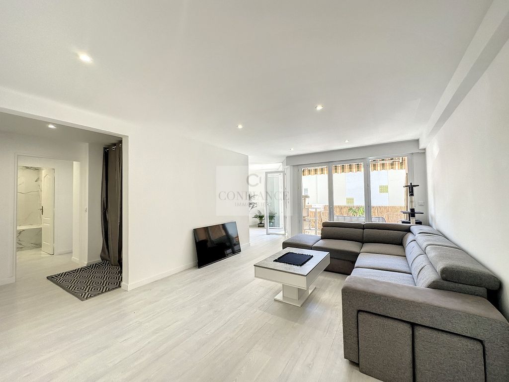 Achat appartement à vendre 3 pièces 78 m² - Saint-Laurent-du-Var