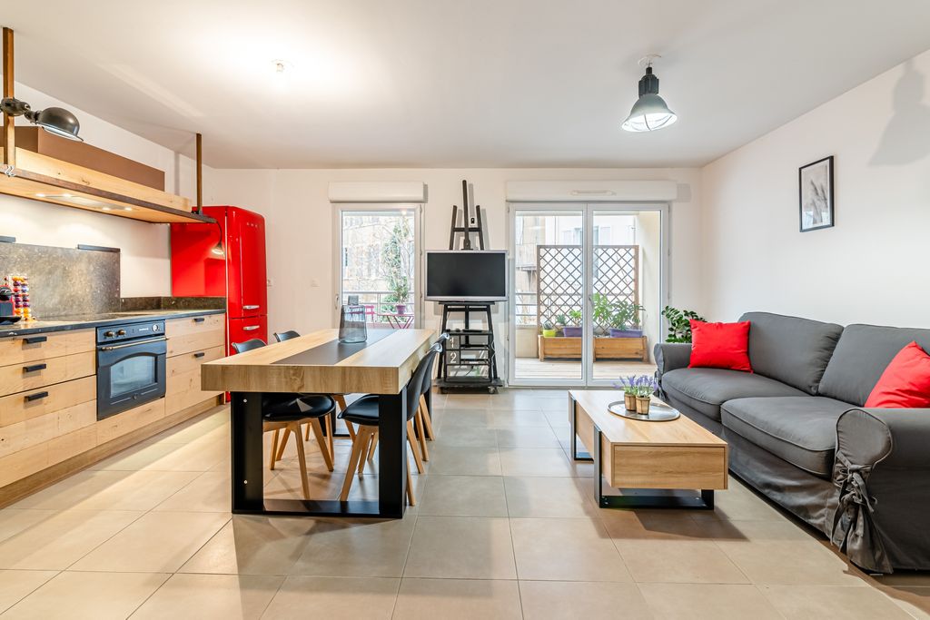 Achat appartement à vendre 3 pièces 62 m² - Marseille 6ème arrondissement