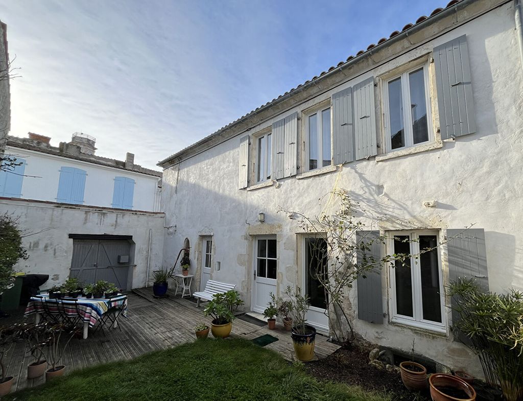 Achat maison à vendre 4 chambres 190 m² - Saint-Pierre-d'Oléron