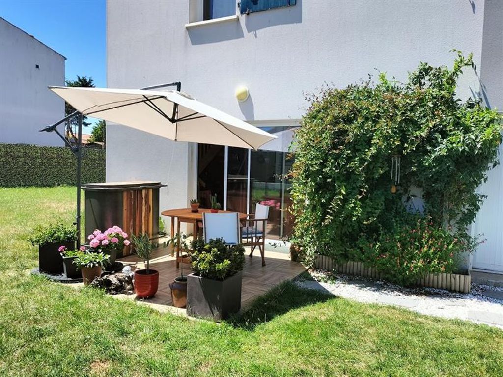 Achat maison à vendre 3 chambres 80 m² - Sainte-Soulle