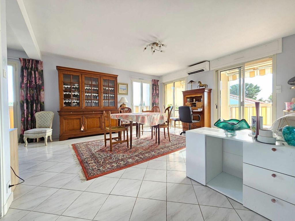 Achat appartement à vendre 3 pièces 73 m² - Sanary-sur-Mer