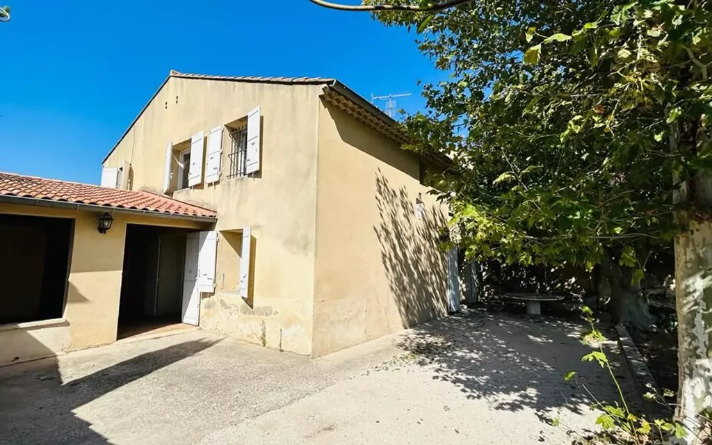 Achat maison à vendre 5 chambres 160 m² - Avignon