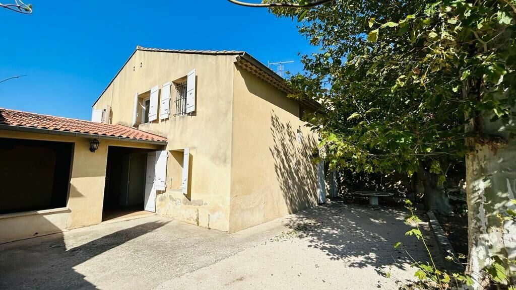 Achat maison à vendre 5 chambres 160 m² - Avignon