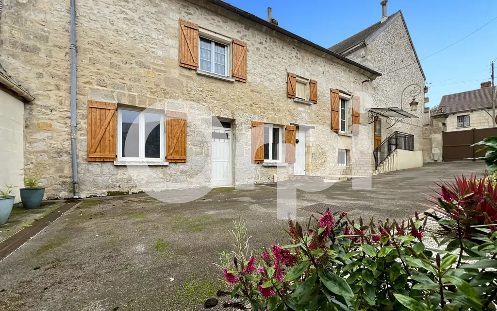 Achat maison à vendre 4 chambres 240 m² - Villeneuve-sur-Verberie