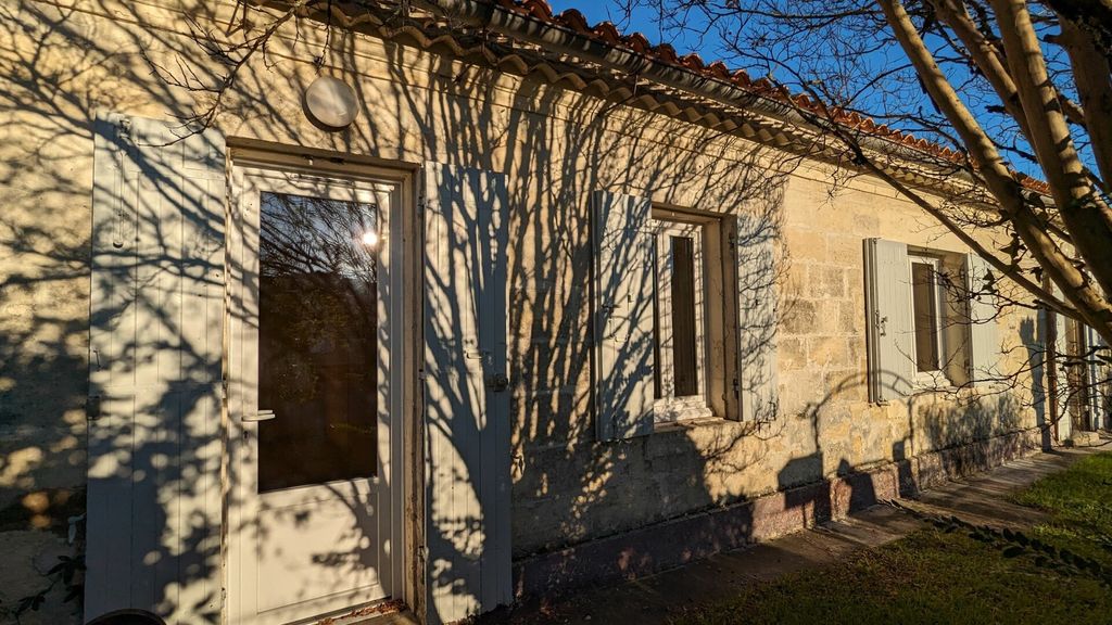 Achat maison à vendre 2 chambres 100 m² - Saint-Loubès