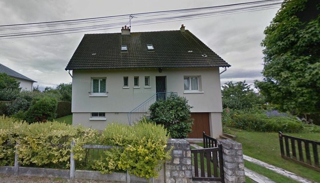 Achat maison à vendre 4 chambres 126 m² - Saint-Sulpice-de-Pommeray