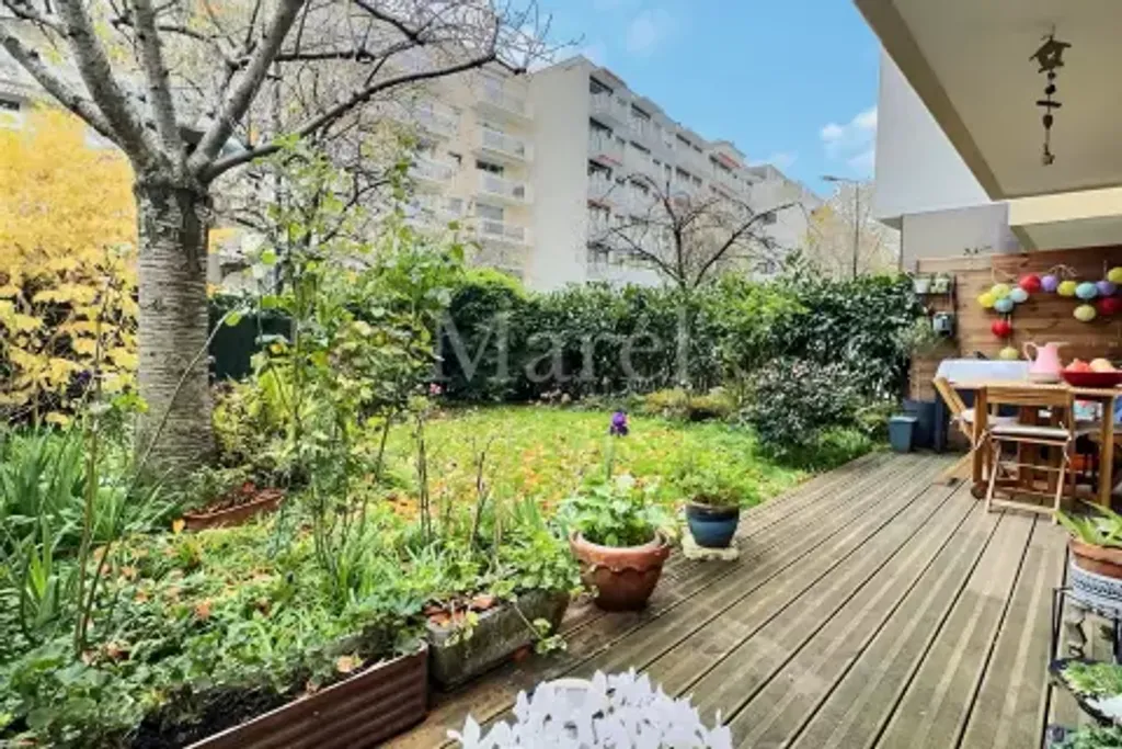 Achat appartement 3 pièce(s) Courbevoie