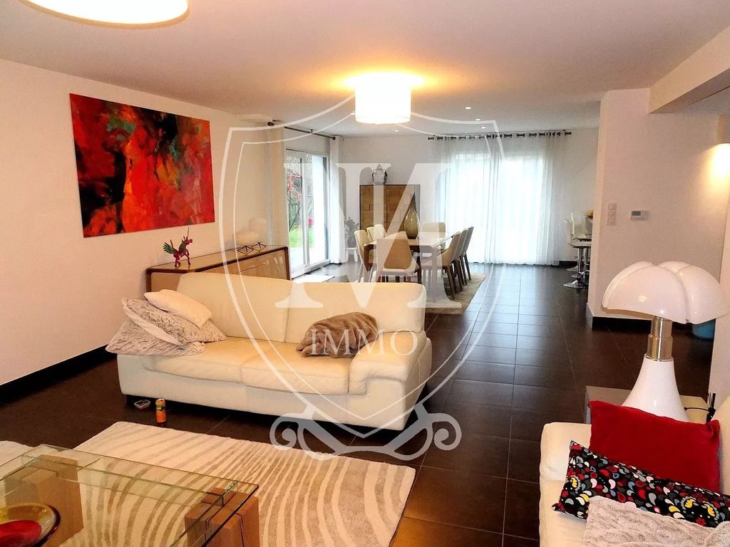 Achat maison à vendre 4 chambres 171 m² - Bartenheim