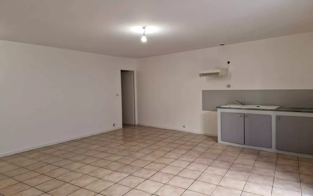 Achat appartement à vendre 2 pièces 59 m² - Mèze