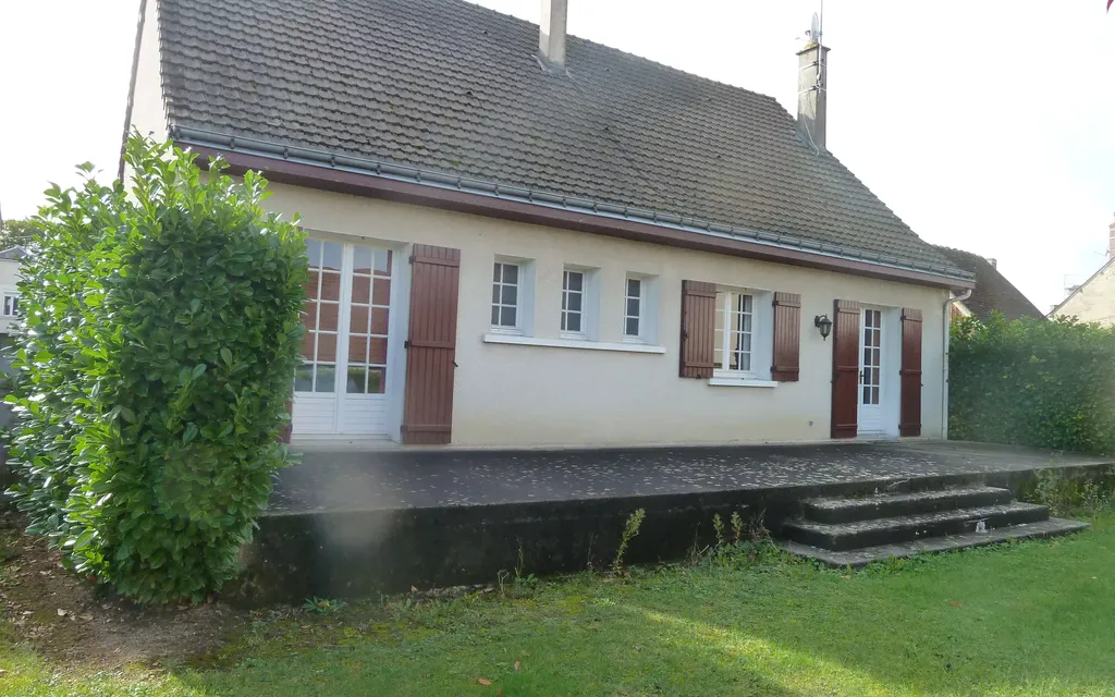 Achat maison à vendre 3 chambres 96 m² - Nouans-les-Fontaines