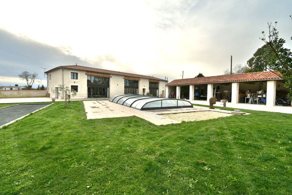 Achat maison à vendre 5 chambres 412 m² - La Rochelle