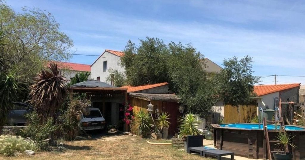 Achat maison à vendre 3 chambres 145 m² - Perpignan