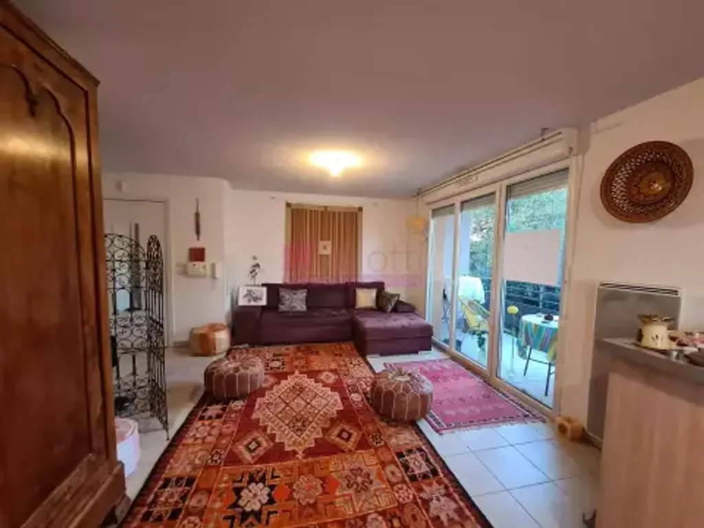 Achat appartement à vendre 3 pièces 63 m² - Roquettes