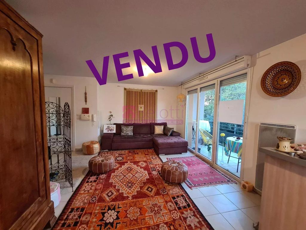 Achat appartement à vendre 3 pièces 63 m² - Roquettes