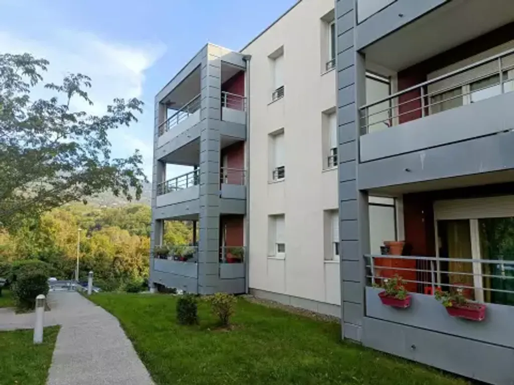 Achat appartement à vendre 3 pièces 58 m² - Cranves-Sales