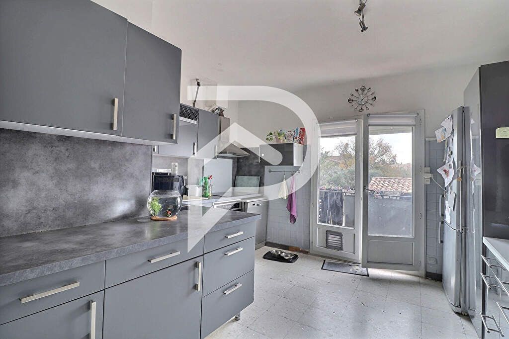 Achat appartement à vendre 4 pièces 123 m² - Marseille 13ème arrondissement