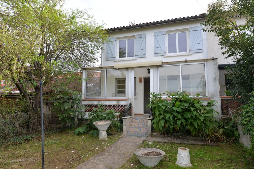 Achat maison à vendre 3 chambres 86 m² - Vic-Fezensac