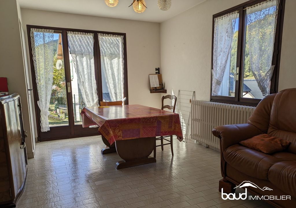 Achat maison à vendre 4 chambres 133 m² - Villard-de-Lans