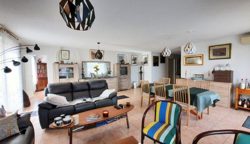 Achat appartement à vendre 4 pièces 130 m² - Saleilles