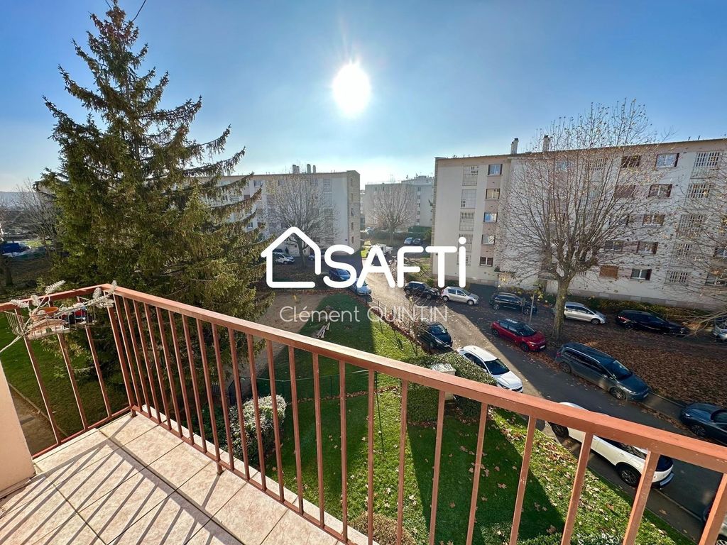 Achat appartement à vendre 6 pièces 92 m² - Les Clayes-sous-Bois