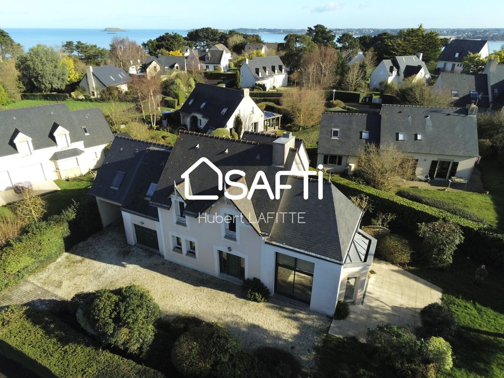 Achat maison à vendre 7 chambres 160 m² - Saint-Jacut-de-la-Mer