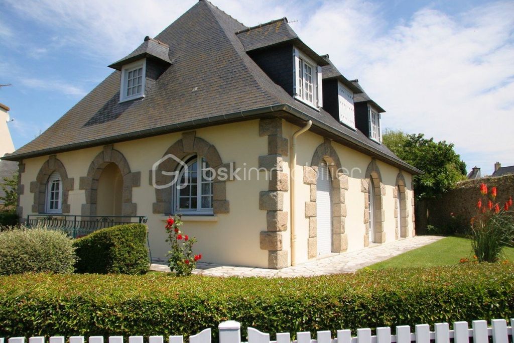 Achat maison à vendre 5 chambres 144 m² - Saint-Malo