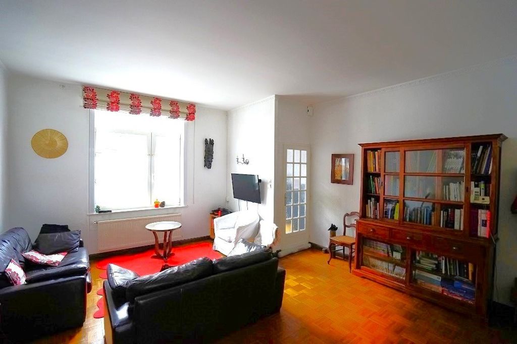 Achat maison à vendre 4 chambres 137 m² - Lille