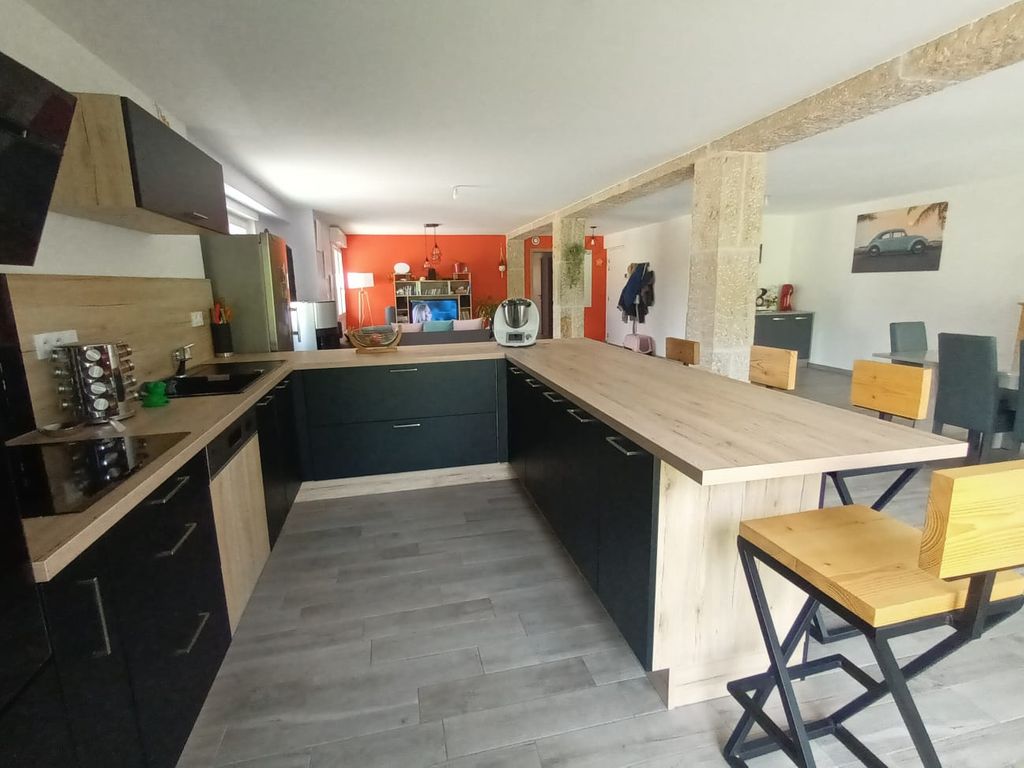 Achat appartement à vendre 6 pièces 152 m² - La Planée