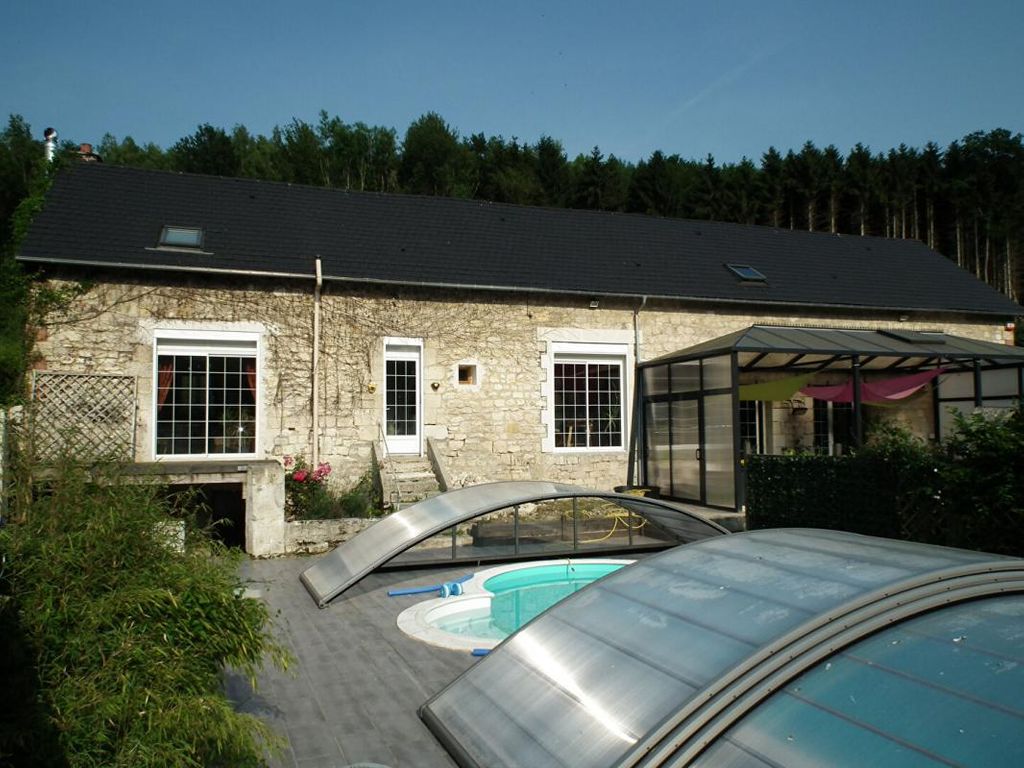 Achat maison à vendre 5 chambres 251 m² - Villers-Cotterêts