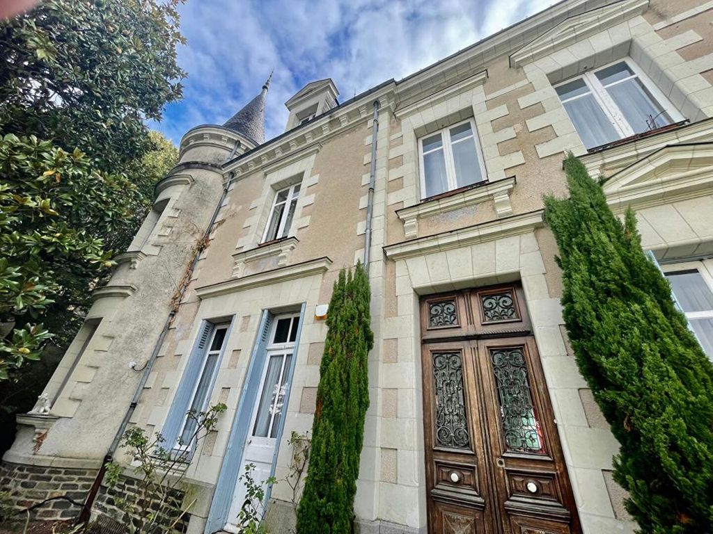 Achat maison à vendre 5 chambres 253 m² - Ancenis