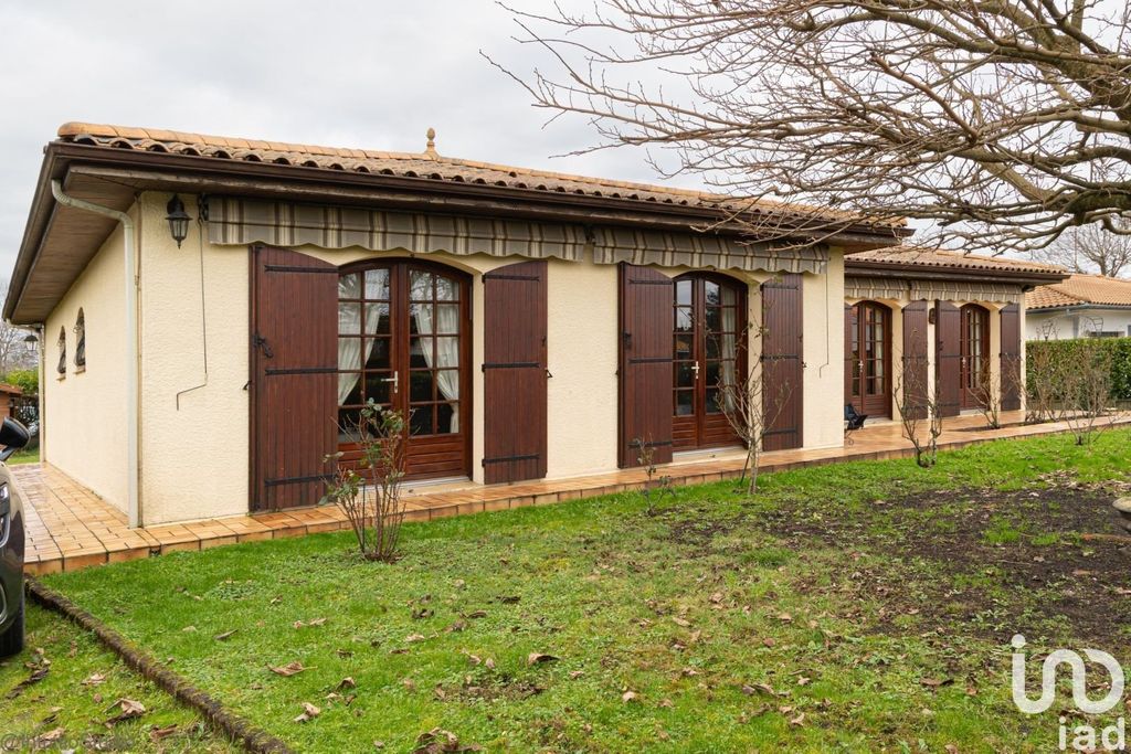 Achat maison à vendre 3 chambres 121 m² - Mérignac