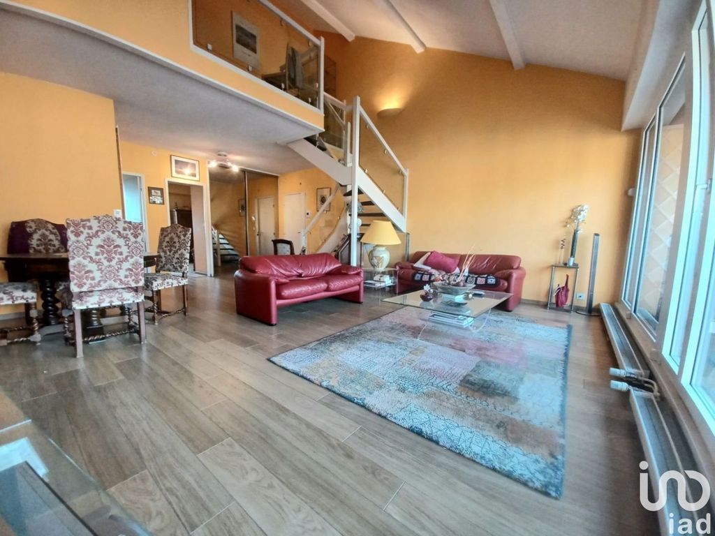 Achat appartement à vendre 4 pièces 85 m² - Chamalières